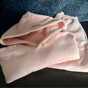 Comfrt Collection Pink Hoodie and Sweatpants Set